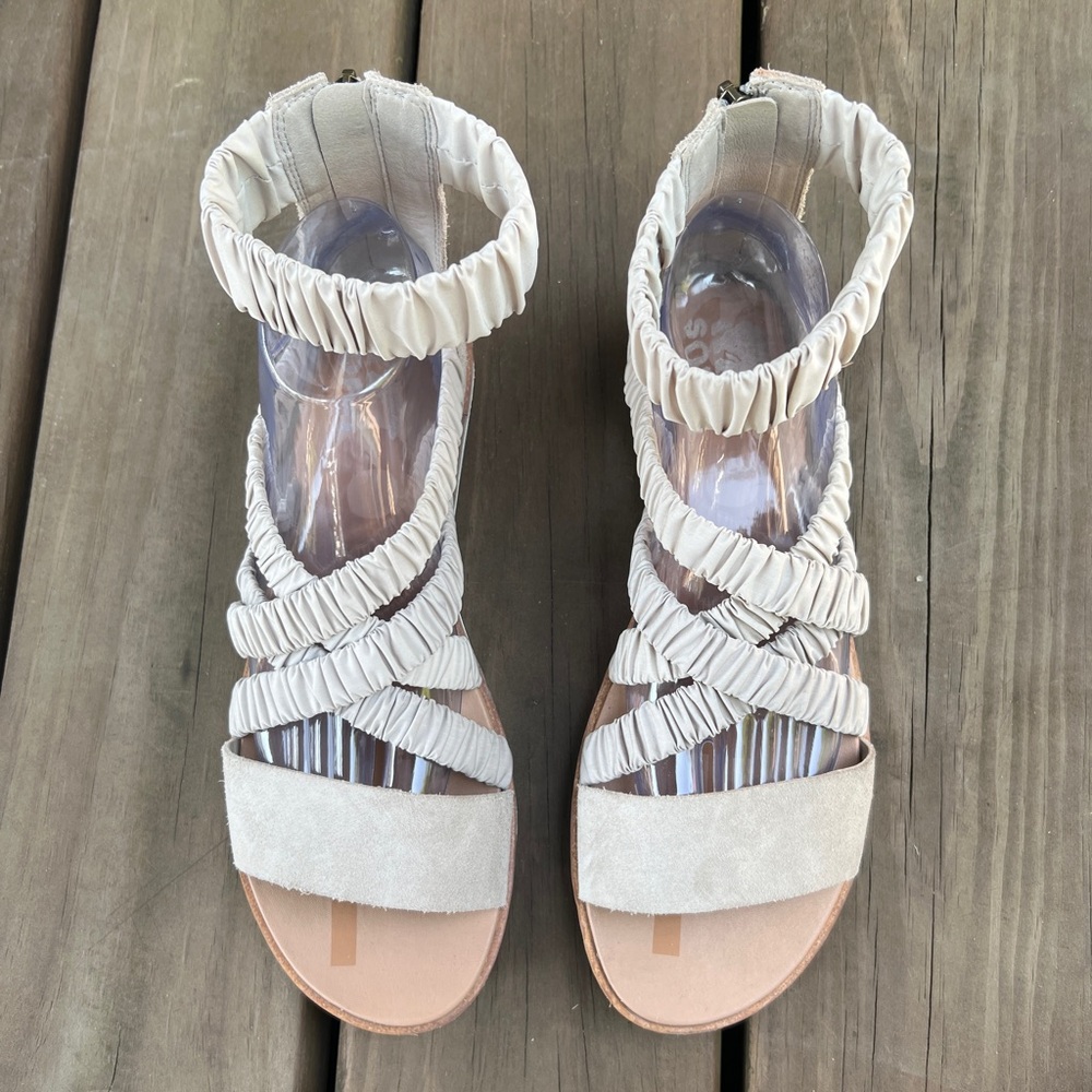 Sorel Cream Sandals with Criss-Cross Straps